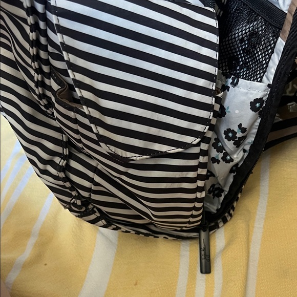 Stylish Black and White Striped Women's Bag - Picture 8 of 10
